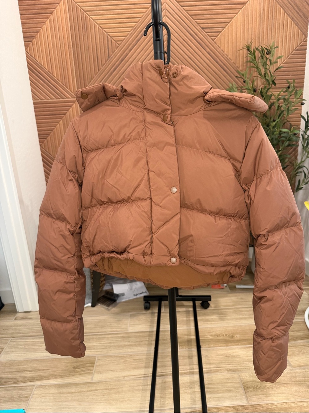 lululemon Wunder Puff Super-Cropped Jacket